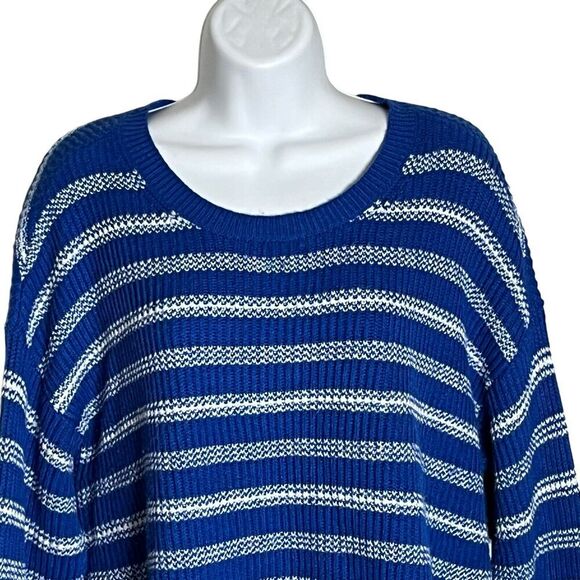 CAbi Womens Pullover Sweater M Blue Striped Oversized Knit Buttons Slouchy 6165 - Picture 4 of 11